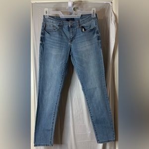 Aeropostale denim jeans 8 short